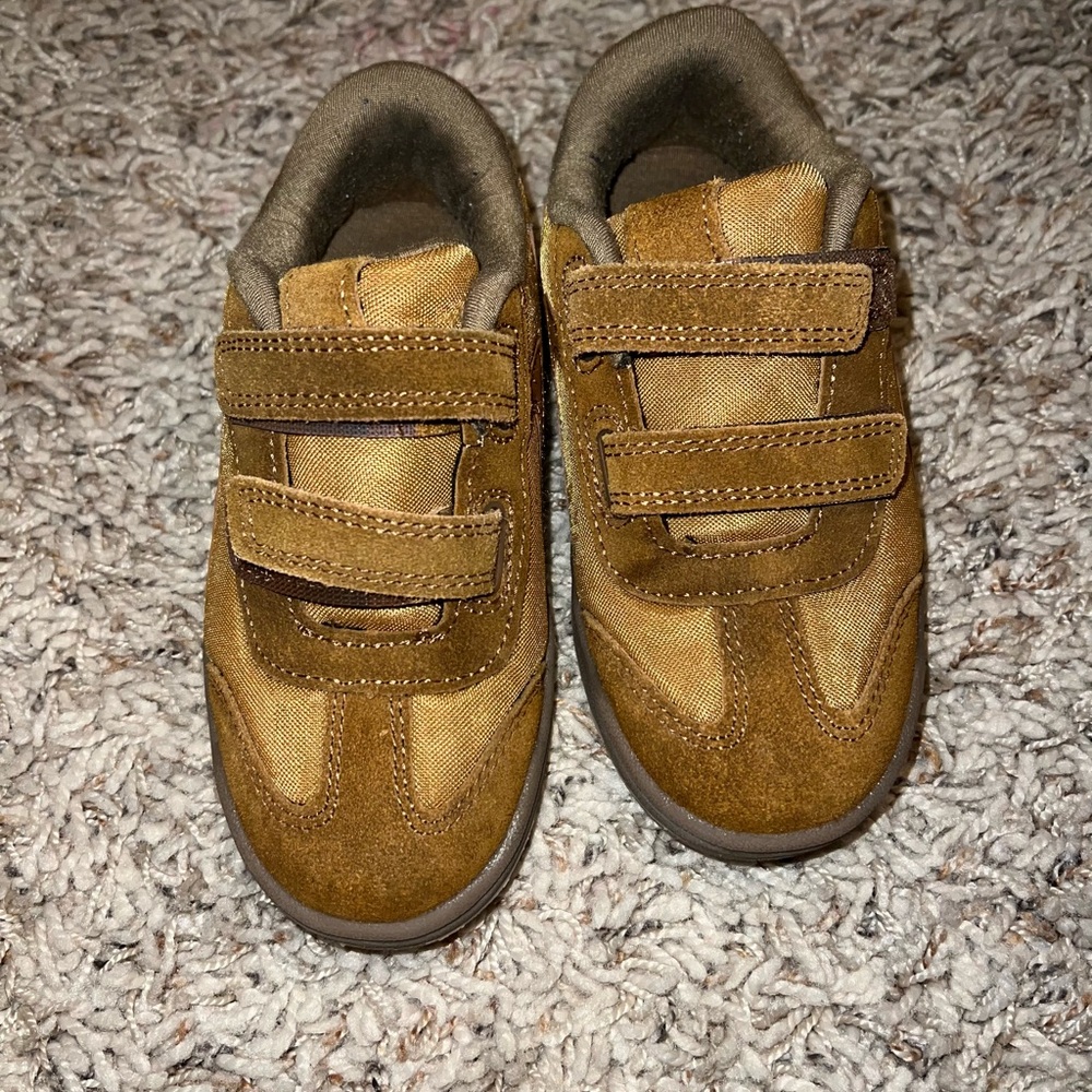 Cat & Jack Brown Kids Sneakers